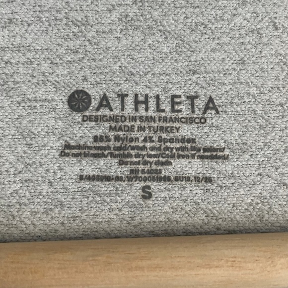 ATHLETA Speedlight tank top gray with ruched sides, size s - Picture 3 of 4